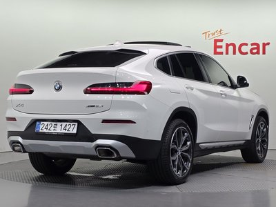2025 BMW X4 照片 3