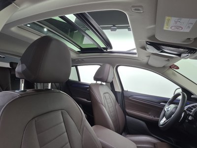 2025 BMW X4 缩略图 26