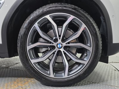 2025 BMW X4 照片 8