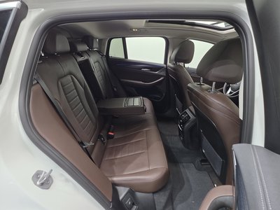 2025 BMW X4 缩略图 23