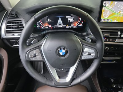 2025 BMW X4 缩略图 18