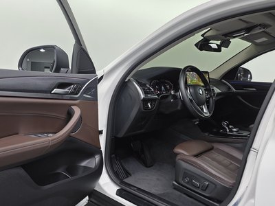 2025 BMW X4 缩略图 13