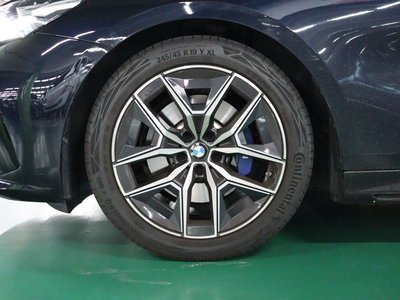 صورة مصغرة 20 لـ 2023 BMW 5 SERIES