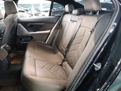 2023 BMW 5 SERIES 照片 8