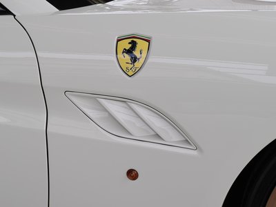 2009 FERRARI CALIFORNIA — миниатюра 74