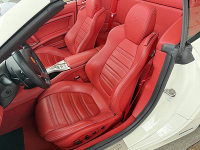 2009 FERRARI CALIFORNIA — миниатюра 38