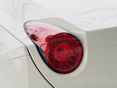 2009 FERRARI CALIFORNIA — миниатюра 20