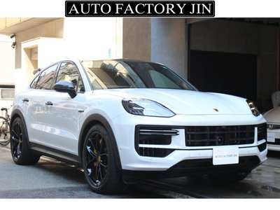 PORSCHE CAYENNE - 1