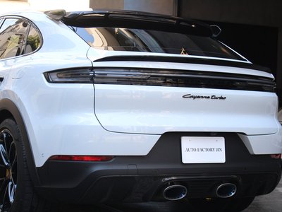 PORSCHE CAYENNE - 9