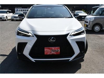 2023 Lexus NX photo 3