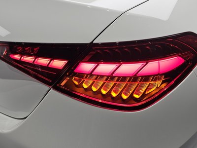 MERCEDES-BENZ C-CLASS - 10