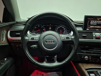 AUDI A7 - 7