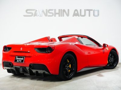 2019 Ferrari 488 SPIDER photo 2