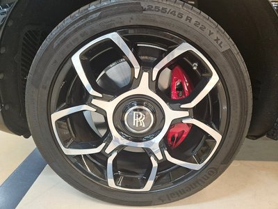 ROLLS-ROYCE CULLINAN - 8