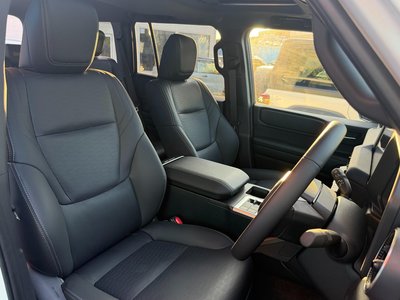 2025 Toyota LAND CRUISER 250 photo 4