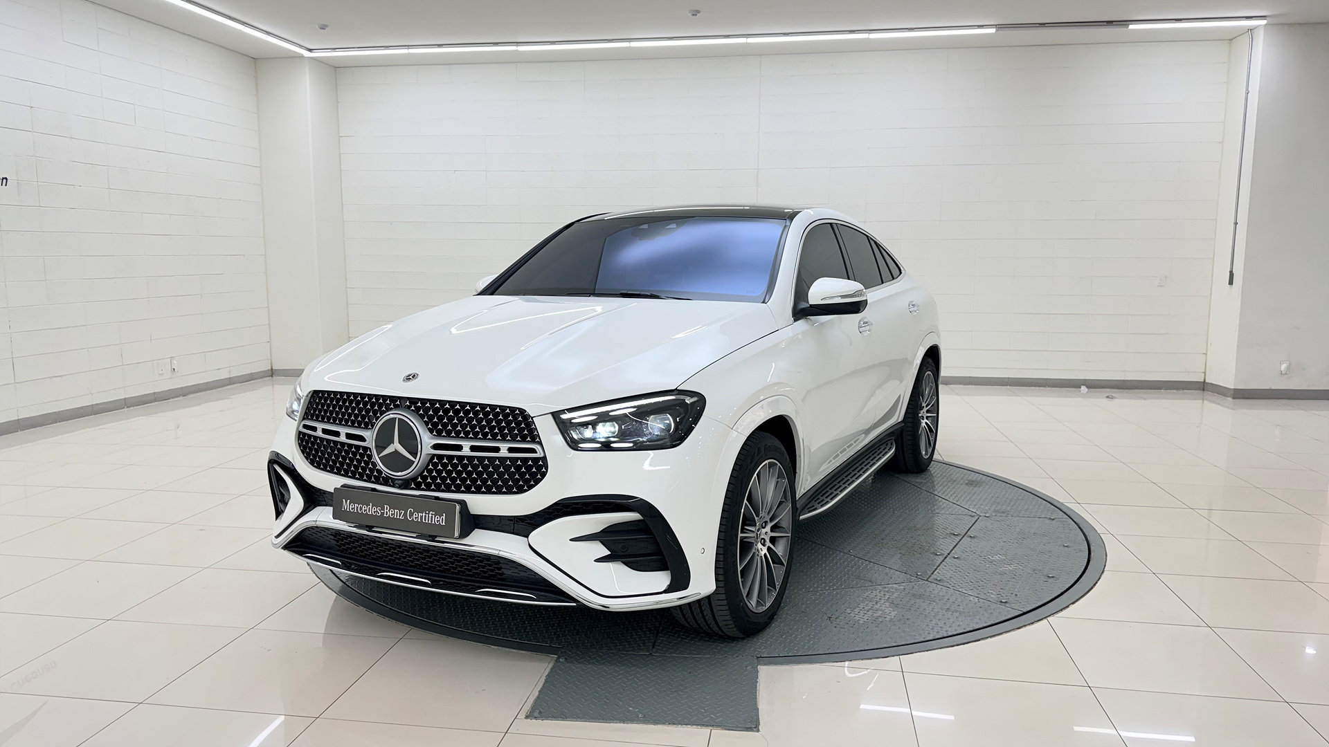 MERCEDES-BENZ GLE - View 1