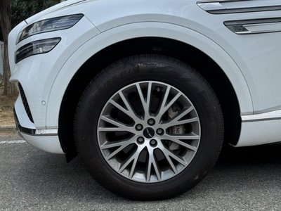 GENESIS GV80 - 3