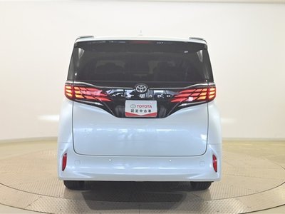 2024 Toyota ALPHARD — фото 3