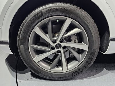 GENESIS GV80 - 6