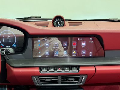 2025 Porsche 911 — миниатюра 16