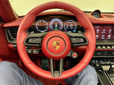 2025 Porsche 911 photo 10