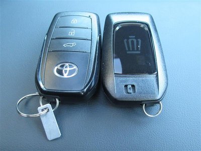 صورة مصغرة 40 لـ 2025 Toyota CROWN SPORT