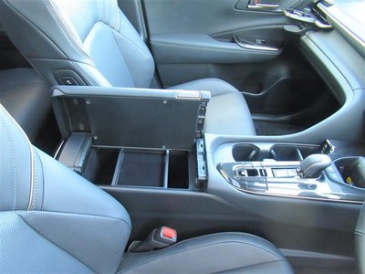 صورة مصغرة 11 لـ 2025 Toyota CROWN SPORT