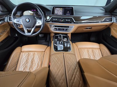 BMW 7 SERIES - 4