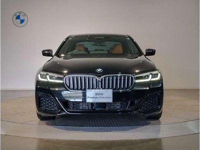2021 BMW 5 SERIES — фото 4
