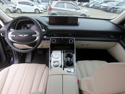 GENESIS GV80 - 10