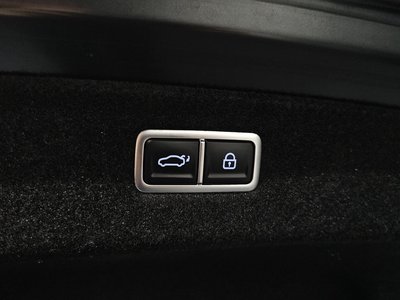 2022 Genesis G90 (RS4) thumbnail 26