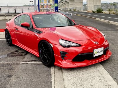 TOYOTA 86 - 10