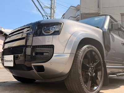 LAND ROVER DEFENDER - 6