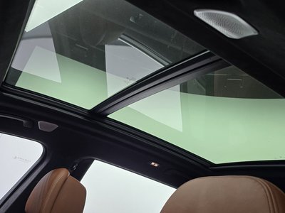 2021 BMW X7 — миниатюра 23