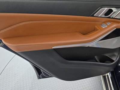 2021 BMW X7 — миниатюра 15