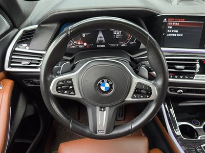 2021 BMW X7 — миниатюра 19