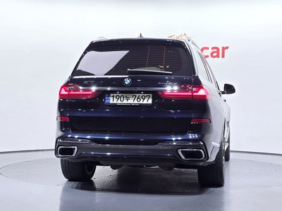 2021 BMW X7 — фото 4