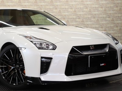 NISSAN GT-R - 7