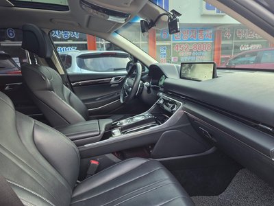 GENESIS GV80 - 9