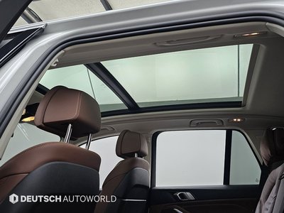 2021 BMW X5 thumbnail 18