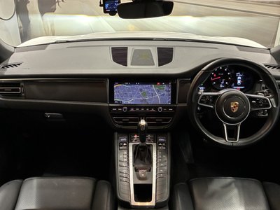 2021 Porsche MACAN 缩略图 9