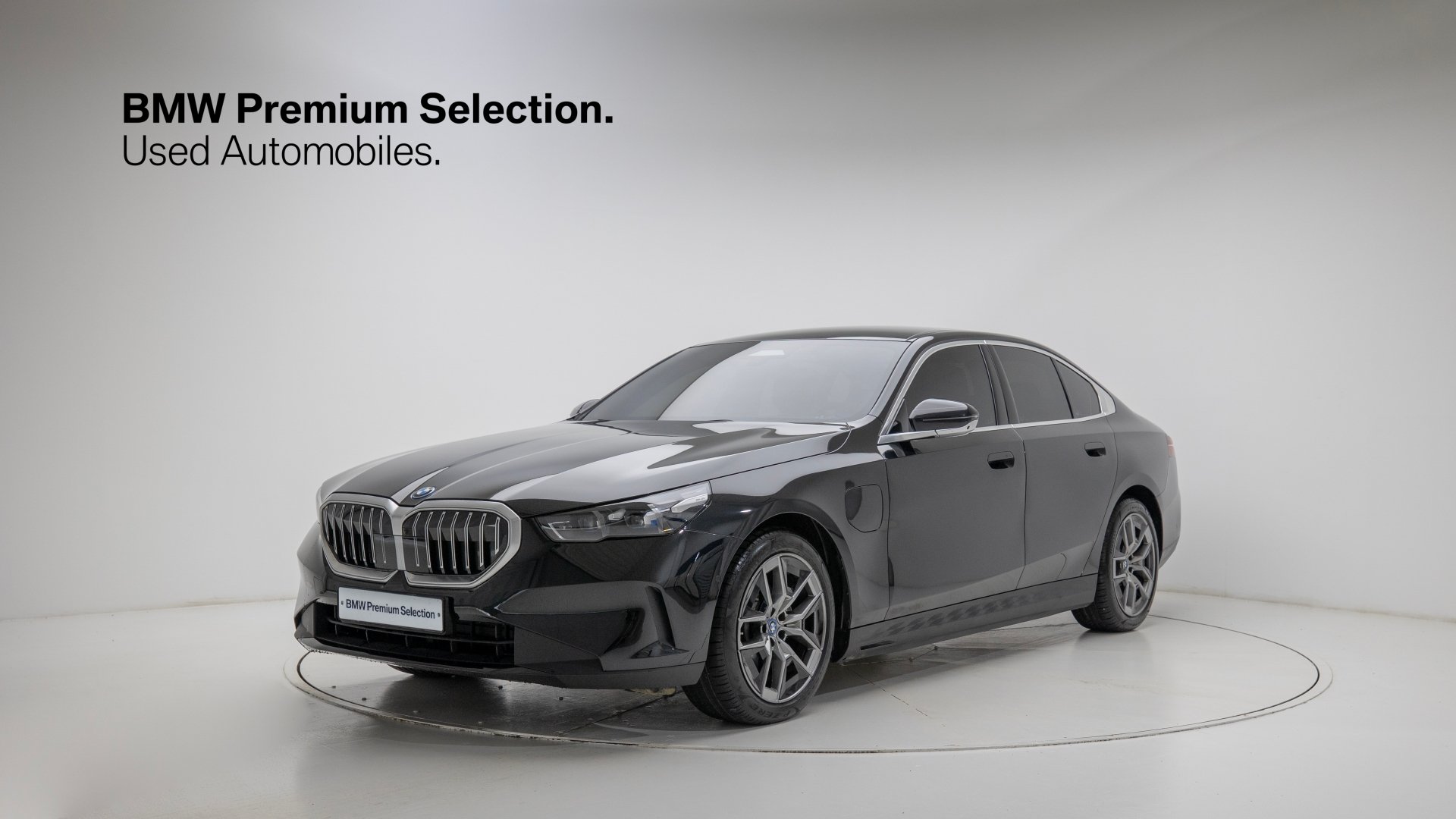 BMW 5 SERIES - View 1