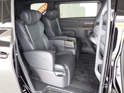 2023 Toyota VELLFIRE — миниатюра 19
