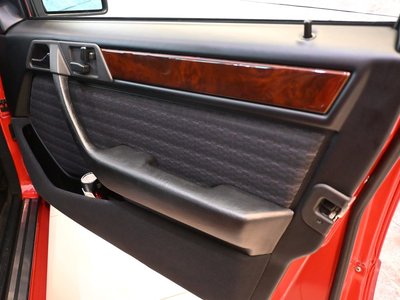 1993 Mercedes-BENZ MEDIUM-CLASS — миниатюра 12