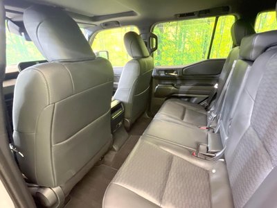 2025 Toyota LAND CRUISER 250 — миниатюра 51