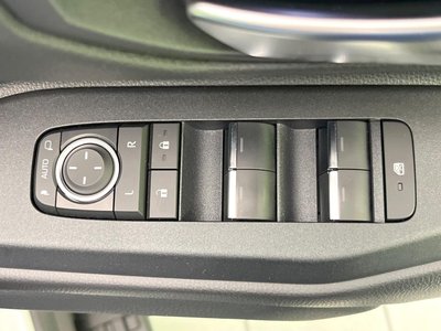 2025 Toyota LAND CRUISER 250 — миниатюра 42