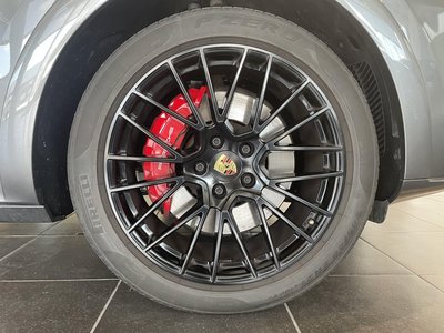 2021 Porsche CAYENNE — миниатюра 16