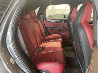 2021 Porsche CAYENNE — миниатюра 35