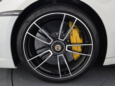 PORSCHE 911 - 6