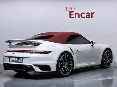 PORSCHE 911 - 4